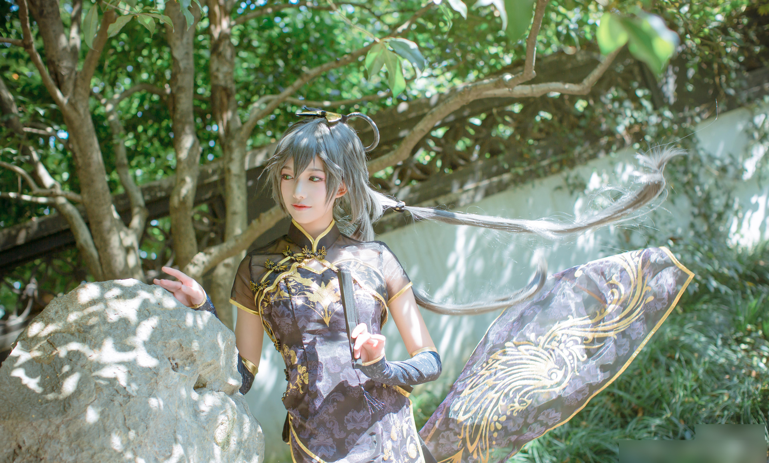 国人coser:鱼片pian扮演的洛天依花嫁