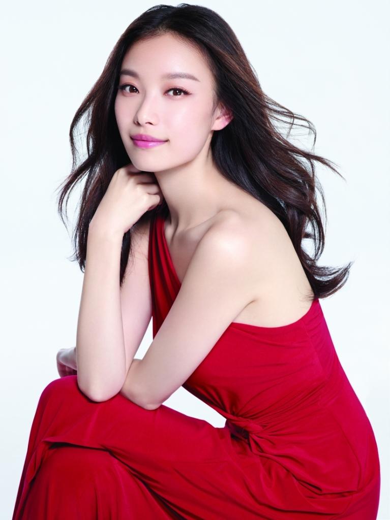 看一眼觉得普通,再看就会被惊艳到的女明星,你最喜欢哪一个?