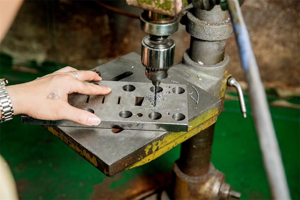 精密冲压件加工工艺流程「锐硕五金」