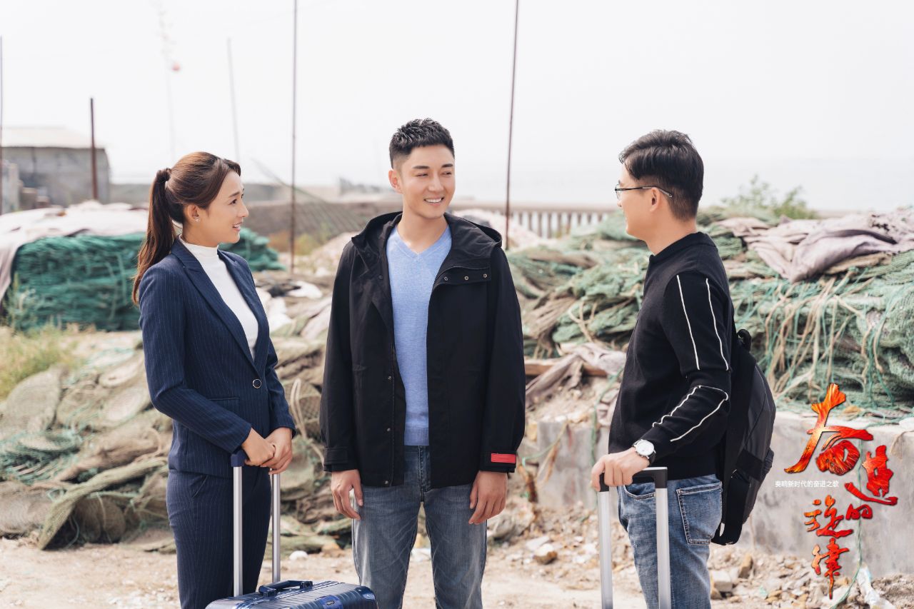 主旋律小生李东学诠释先锋传递正能量《奋进的旋律》央一热播