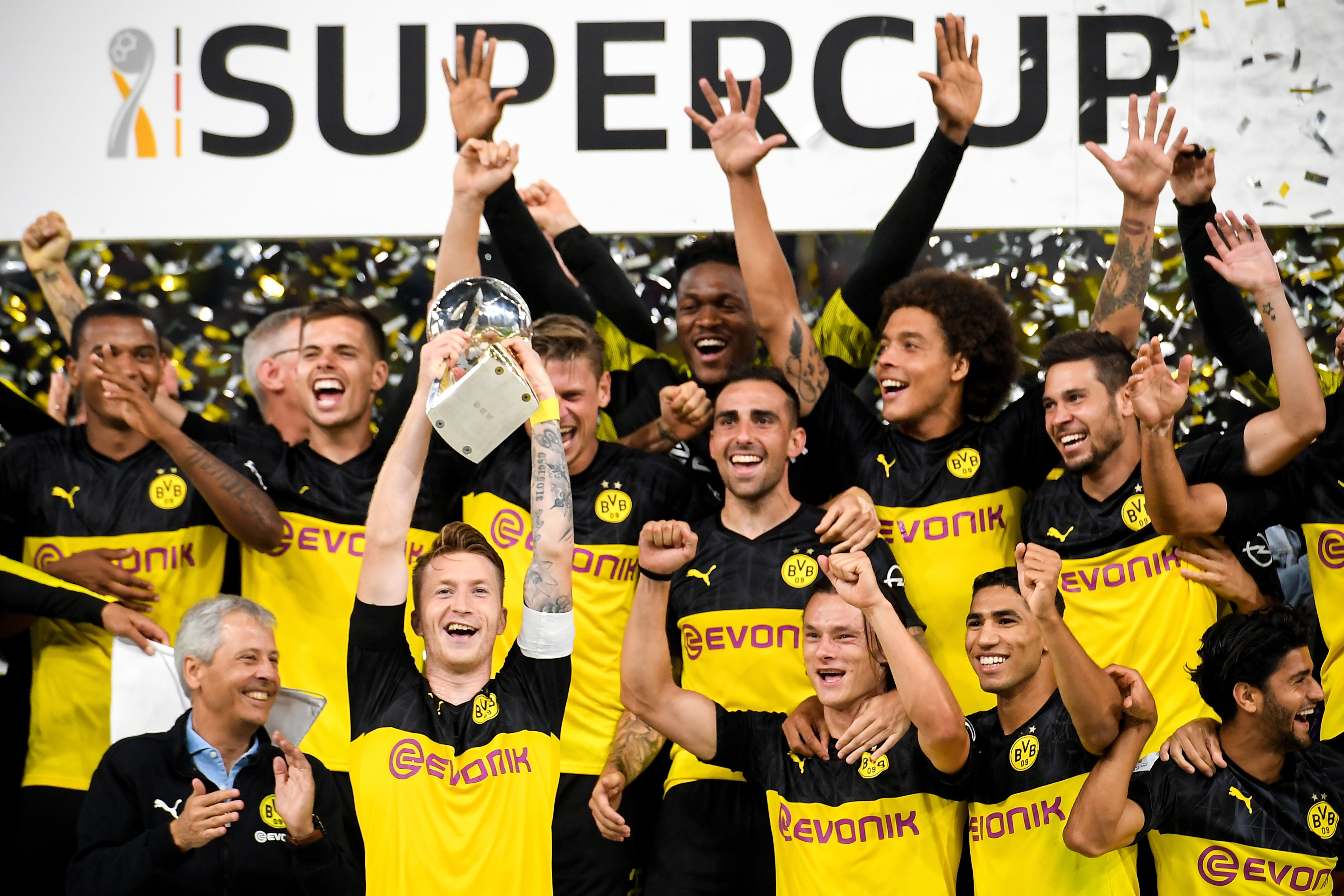 足球——德国超级杯:多特蒙德胜拜仁夺冠(3)