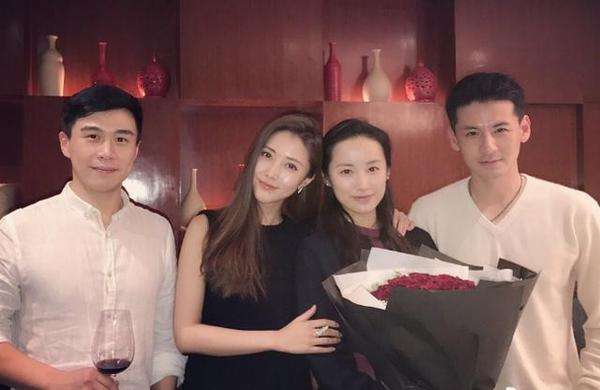吕一去火锅店吃饭,却被老板看上,从此被宠成老板娘!