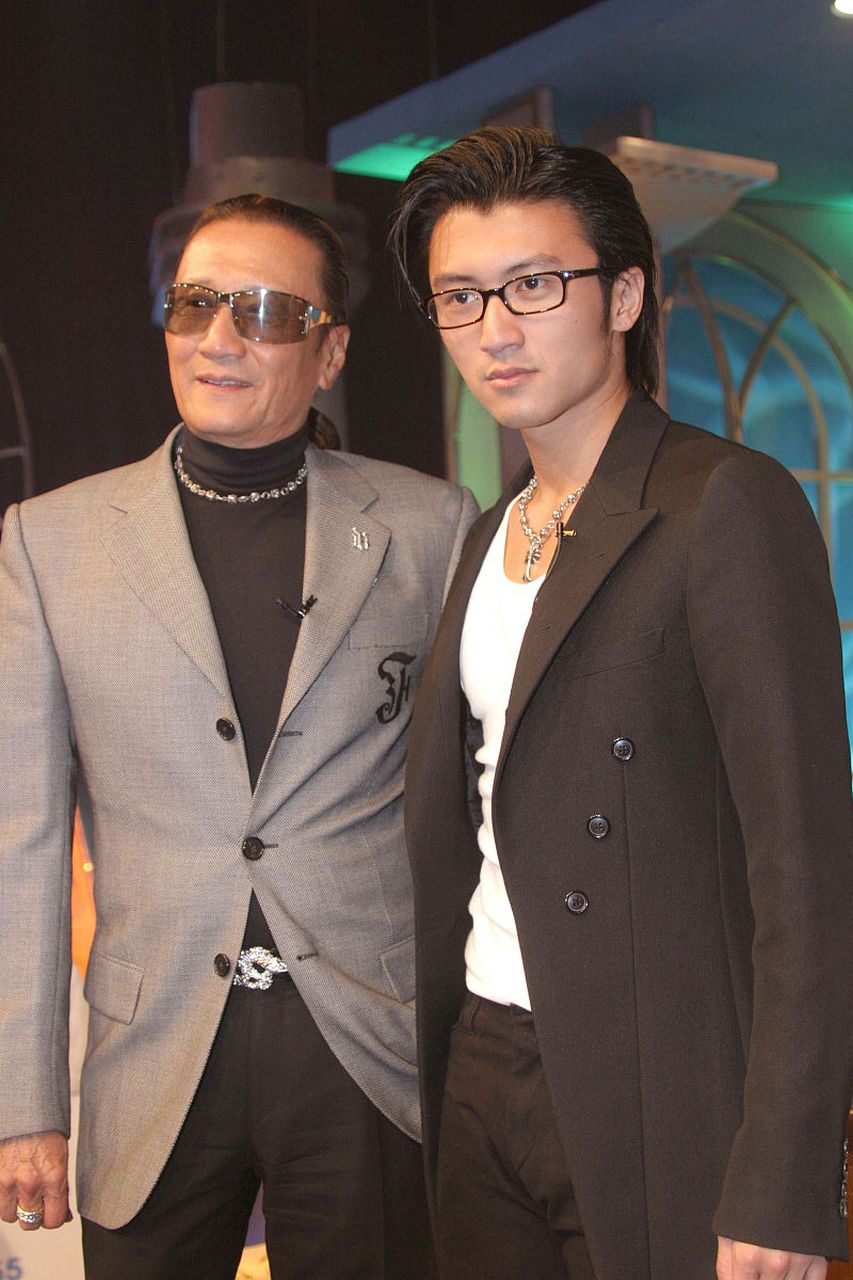 谢贤和谢霆锋,娱乐圈最具争议的父子.