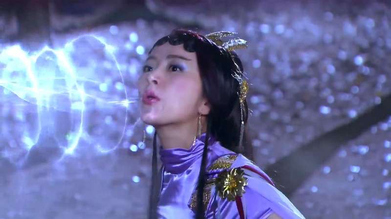 狗妖和女妖斗法,一时大意被她吐丝缠住了,女妖趁机用了迷魂法!,影视,奇幻魔幻,好看视频