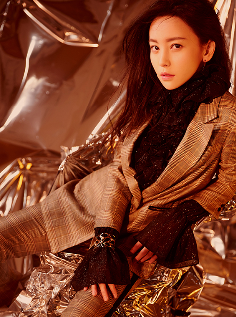 明星写真秀:娜扎"高级脸"艳压群芳,有多少人想带她"私奔"?