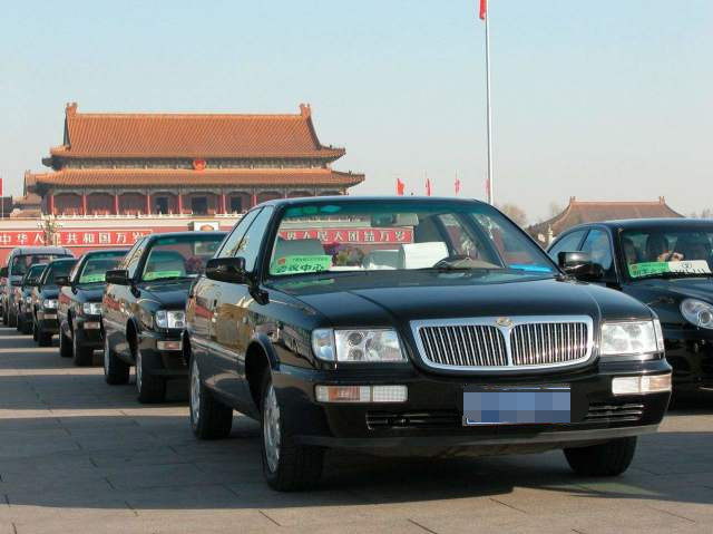 吉利总算熬出头了,220台博瑞成为礼宾车,与红旗平起平坐