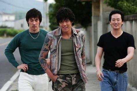 催泪韩国电影《向日葵》,男主终于忍受不了迫害,开启杀神模式