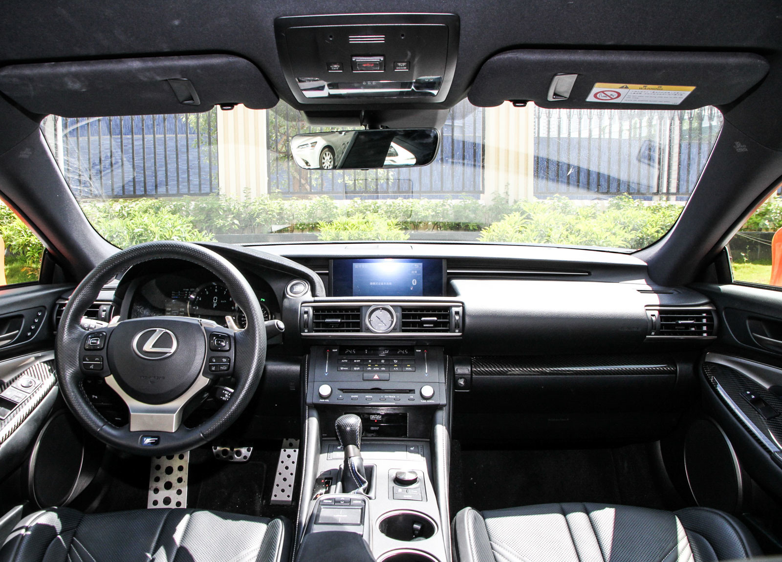 对雷克萨斯rcf外观和内饰的品鉴