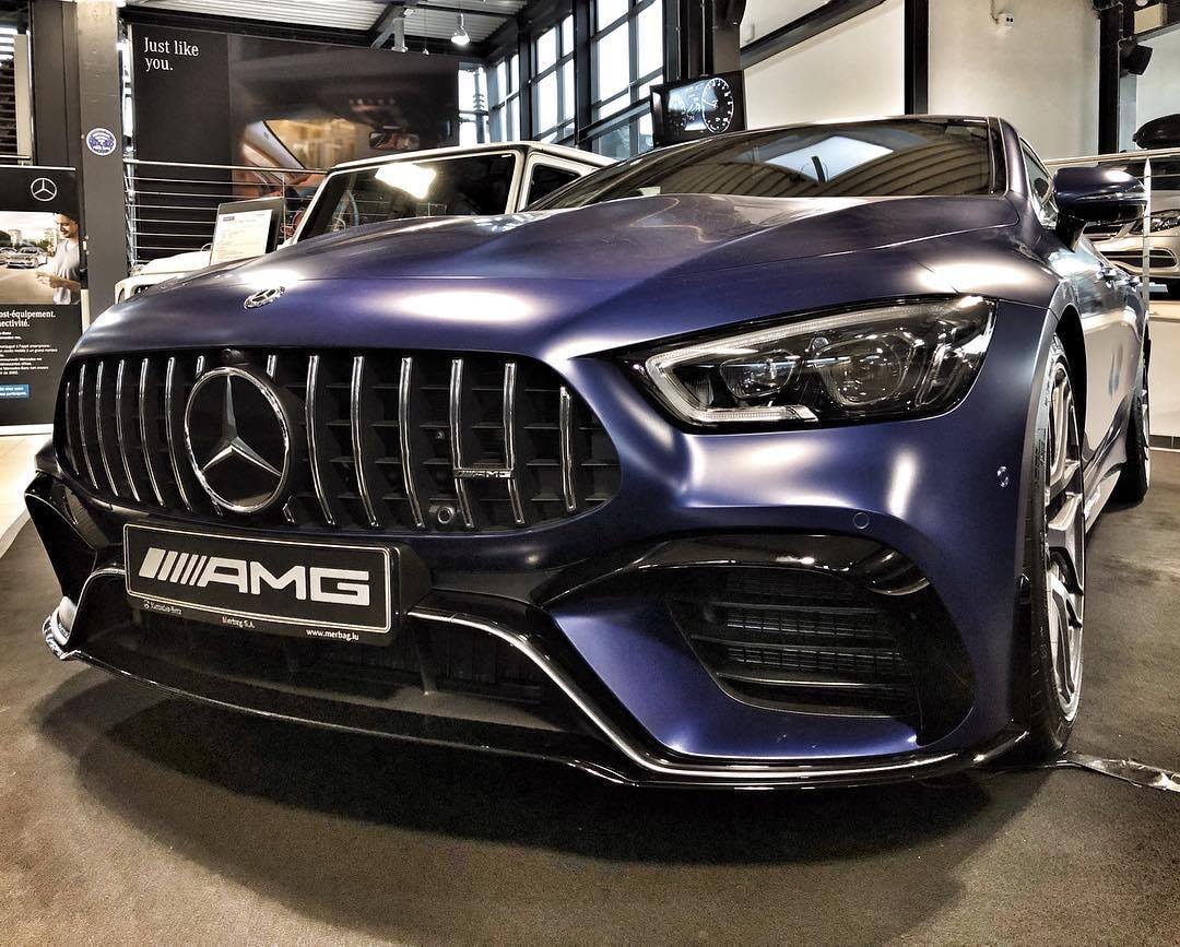 奔驰amg gt 63s蓝色版