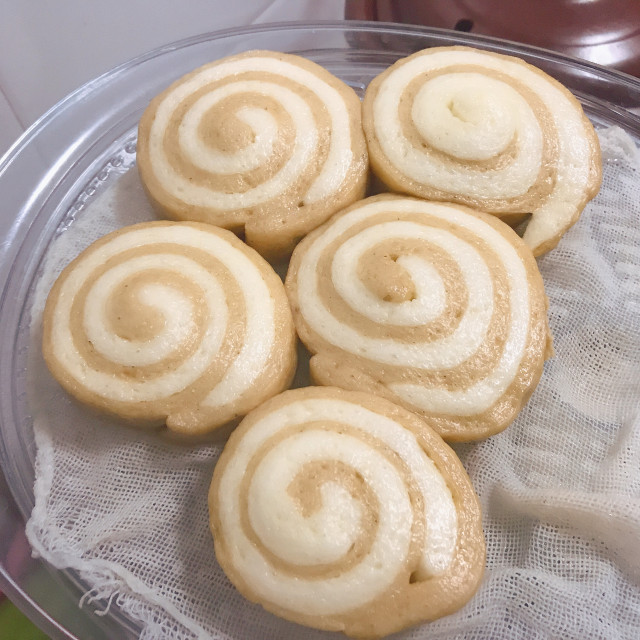 奶香红糖双色馒头,暄软可口,老少皆宜