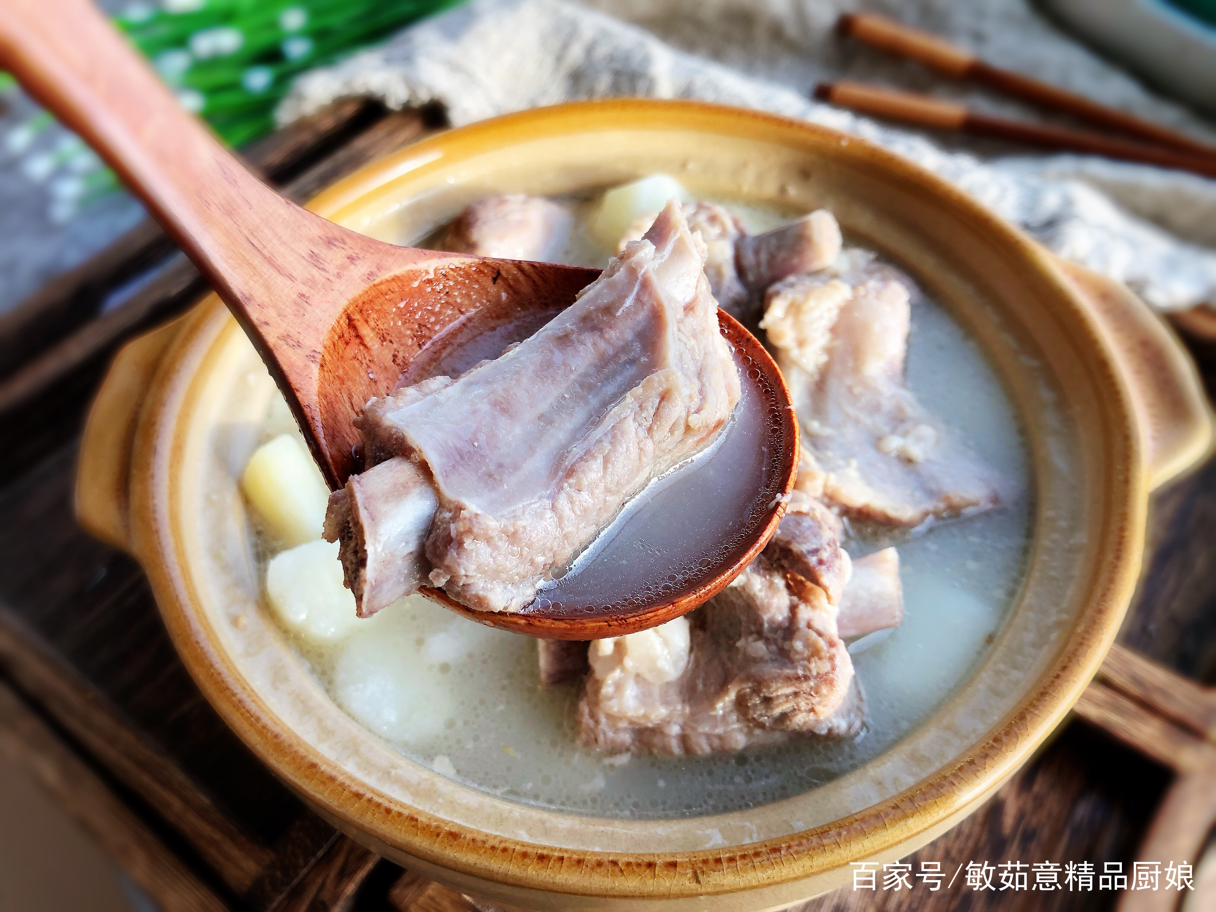 清汤排骨(清炖排骨的做法)