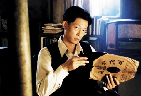 《无悔追踪》外壳是谍战剧,内核却是货真价实的年代剧!