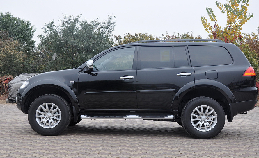 三菱(进口)帕杰罗劲畅2012款3.0l运动导航版,优雅霸气,绝对有型