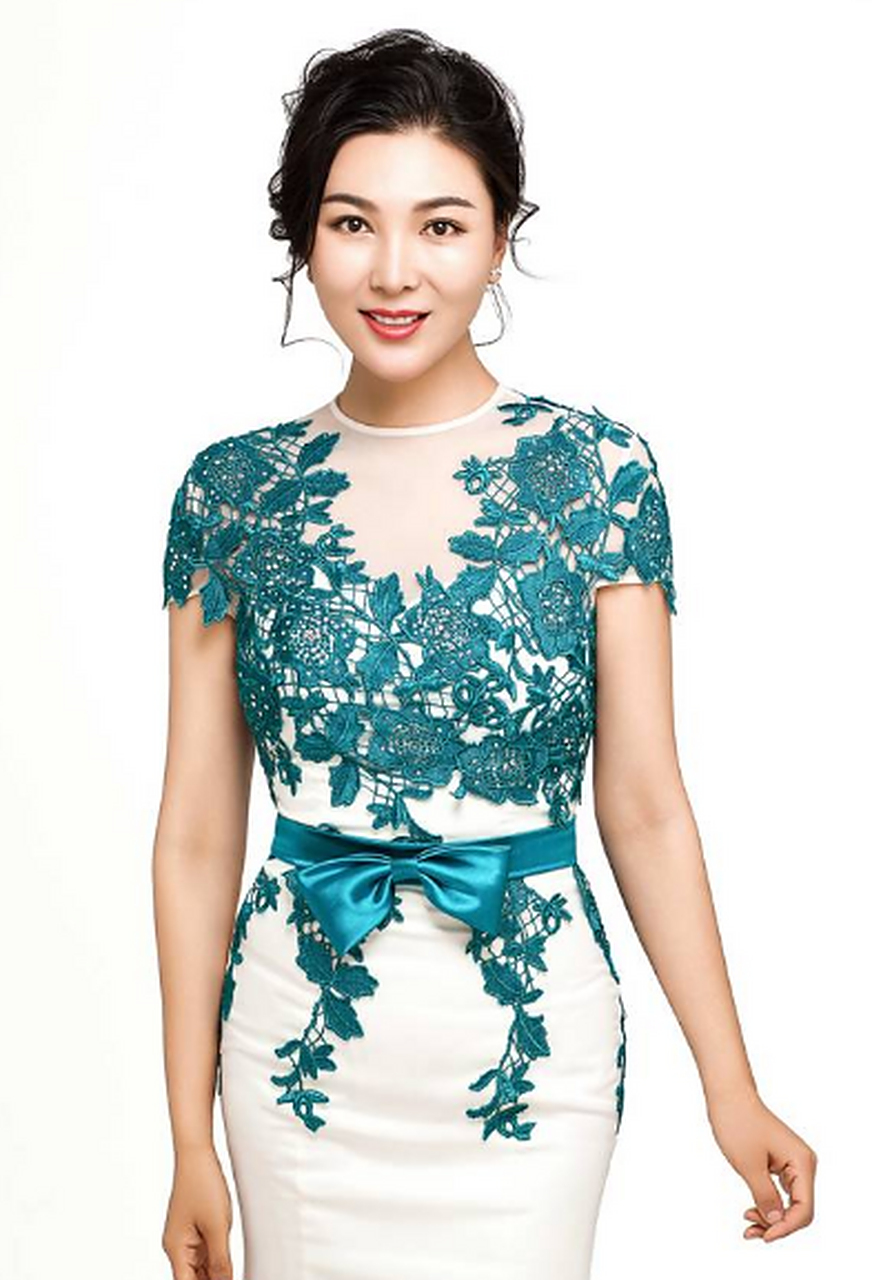 潍坊自媒体联盟#闫勤,生于山东潍坊,闫勤作为中央戏剧学院科班出傻哪