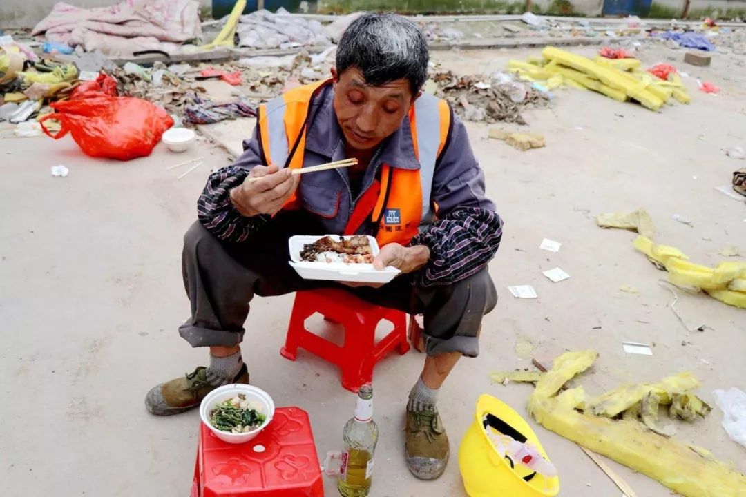 中年大叔含泪讲述:老婆的孝顺,拖垮了我们一家! 中年大叔含泪讲述:老婆的孝顺,拖垮了我们一家!