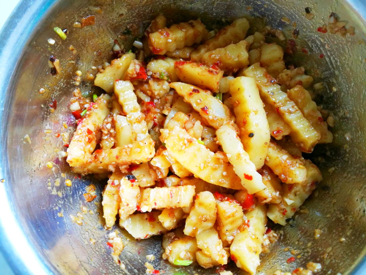 土豆好吃又营养,做一道凉拌狼牙土豆,夏天吃清爽美味,开胃下饭