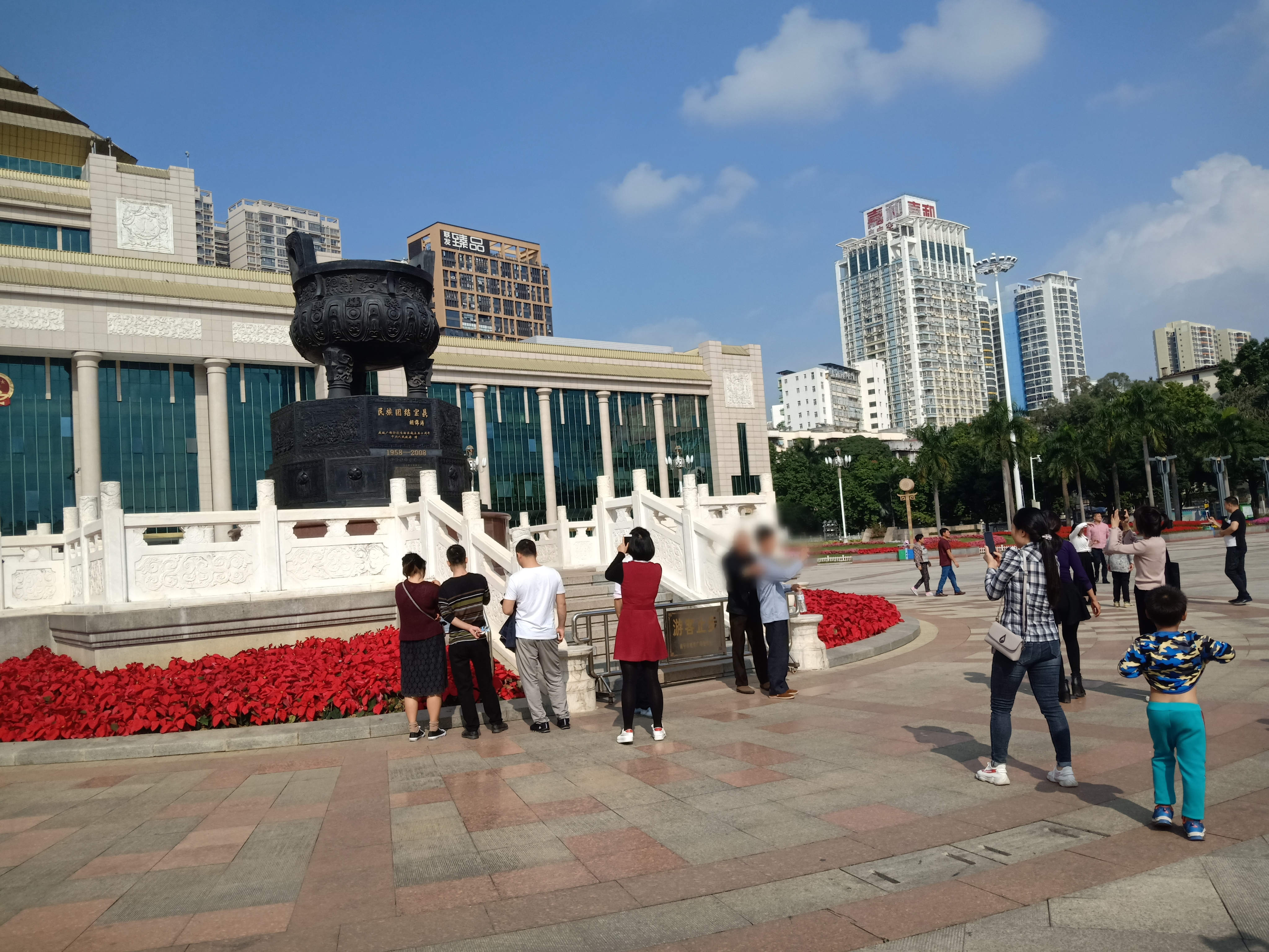 传销组织低龄化,为何越来越多的年轻人加入?到底是什么魔力?