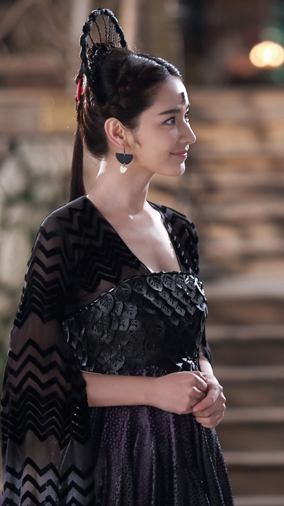 代斯古装壁纸:带着异域风情的姑娘,简直太迷人