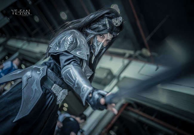 杀破狼cos:一人可战千军,精装自制轻裘,真是好威风的顾大帅!