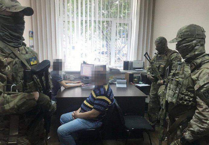 俄王牌间谍在乌克兰落网,中情局悬赏千万追捕10年,从未见过真人