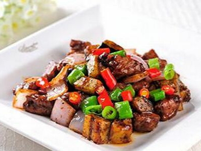 家常版牛肉炒茄子,你一定没吃过的新鲜菜式