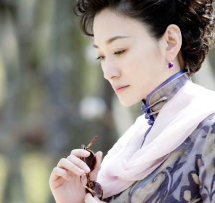 李小冉甘愿为他毁容,《风筝》真的是太虐了,随时受不了!