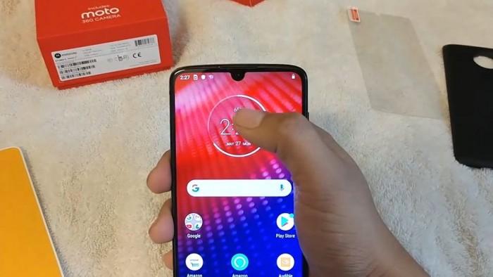 亞馬遜意外上線moto z4 竟然還發貨了