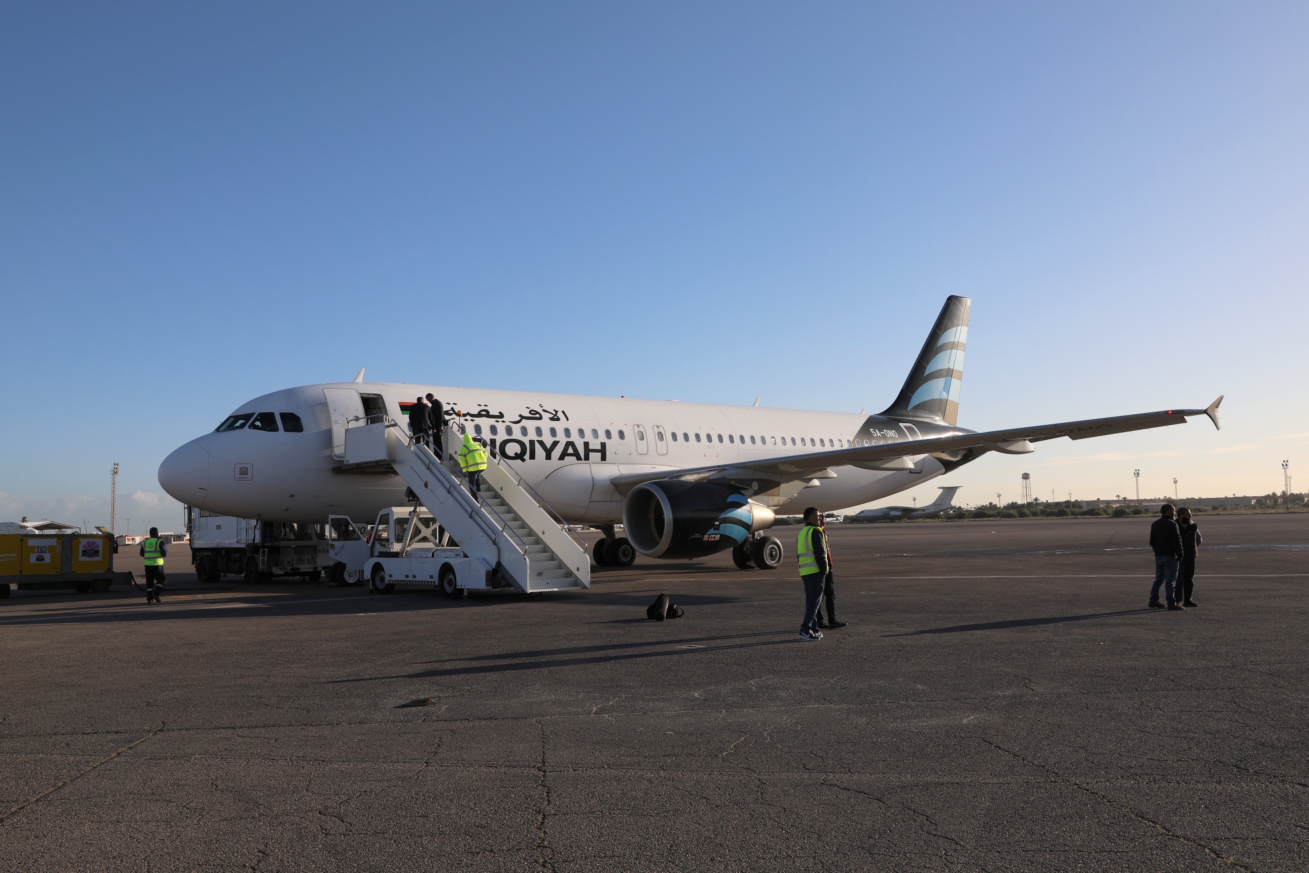 利比亚首都米提加国际机场恢复通航