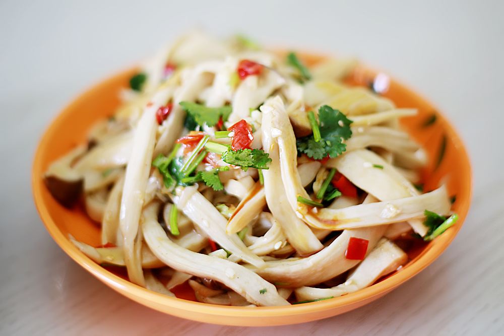 在春天可以多吃这道"菜",孩子吃了长得高,女人吃了皮肤好!