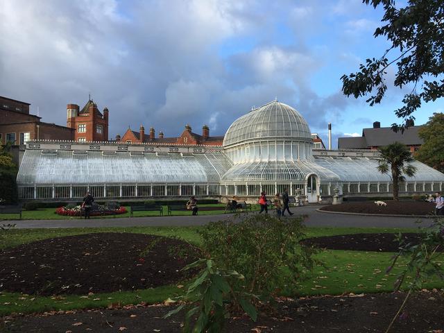 为什么大家都爱选择伦敦大学皇家霍洛威学院呢?