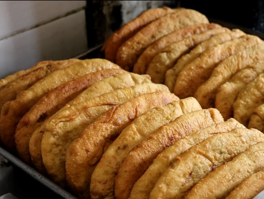 山东半斤重牛肉壮馍,馅料足分量大,5元一个就能把你吃撑