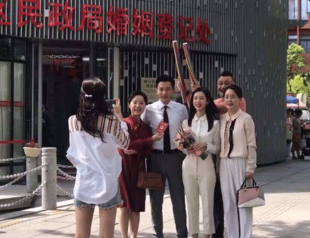 王凯和王鸥结婚图片