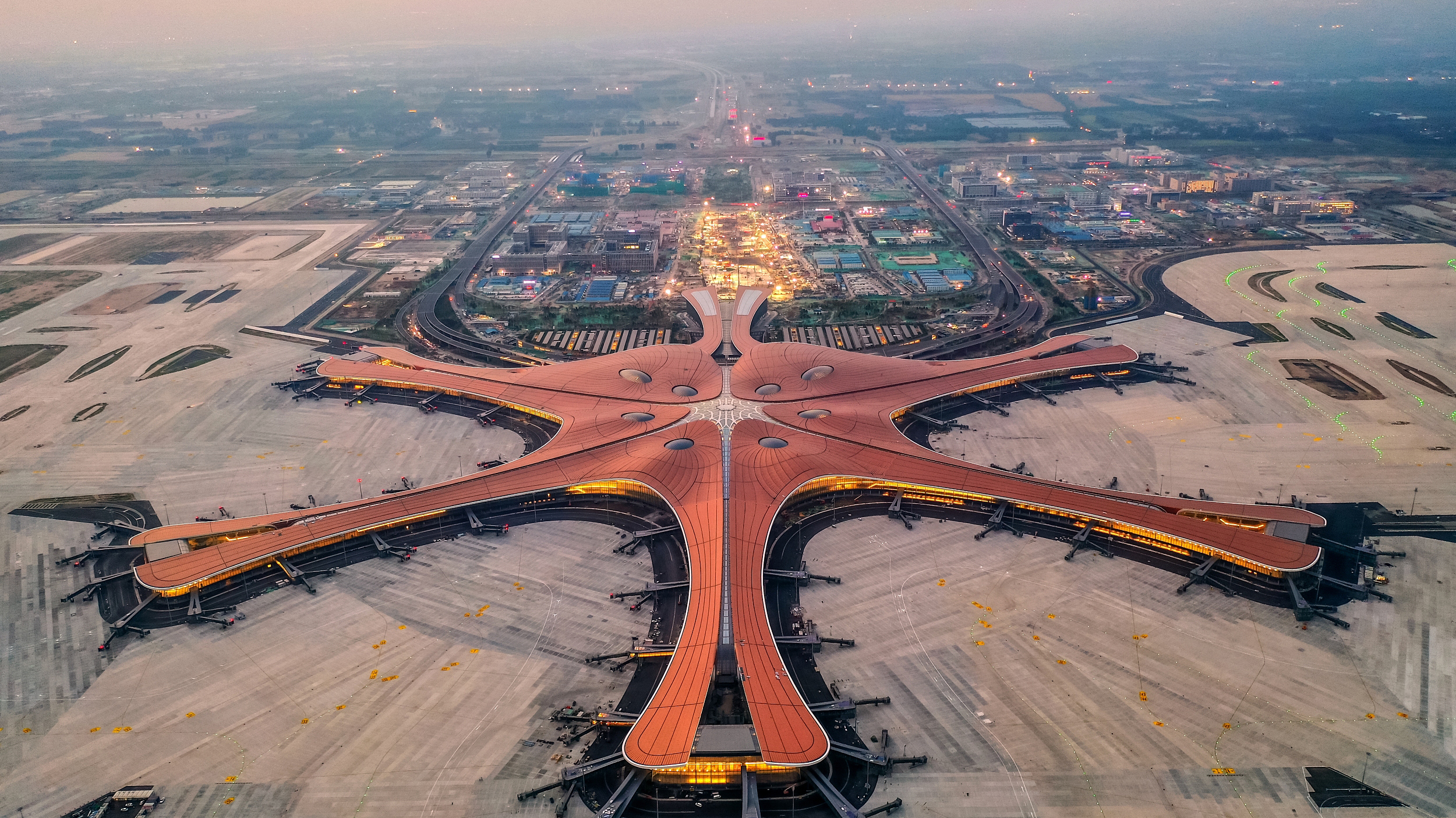 北京大兴国际机场全面建成竣工进入倒计时 南航将作为最大基地航空