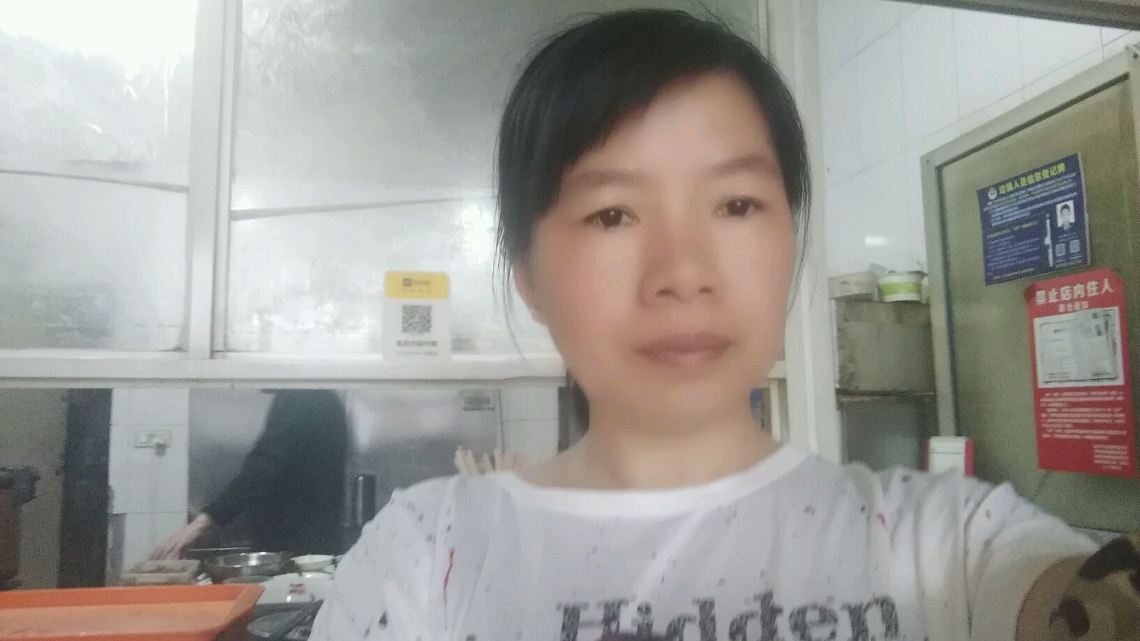 简单,介绍了包饺子过程和操作