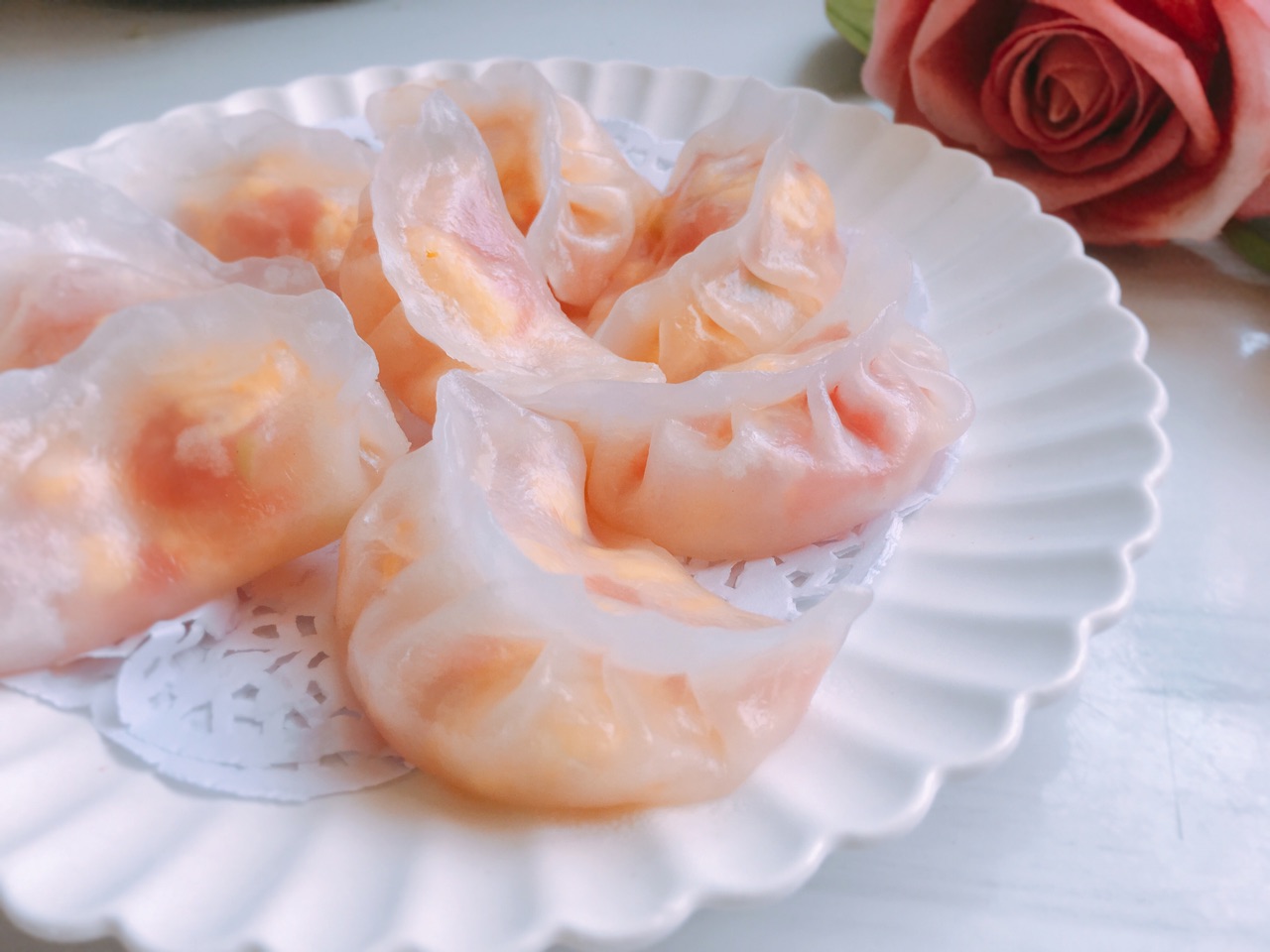 饺子也能做成透明的,教你做水晶饺子,色香味俱全,一上桌就抢光