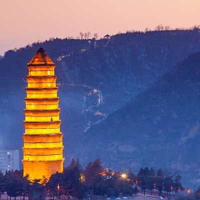 延安旅游必去的景点,这座宝塔是延安古城的标志
