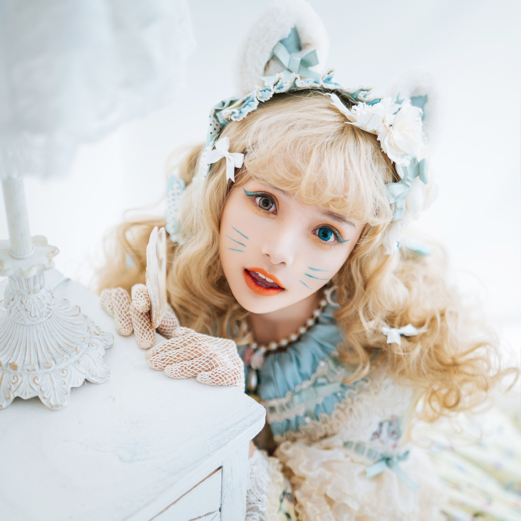 洛丽塔风格的眼妆怎么化?根据眼型来决定妆容,能让你事半功倍