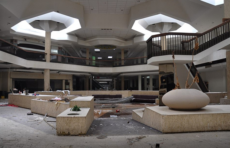 摄影师拍美废弃购物中心 曾是昔日最大最豪华商场