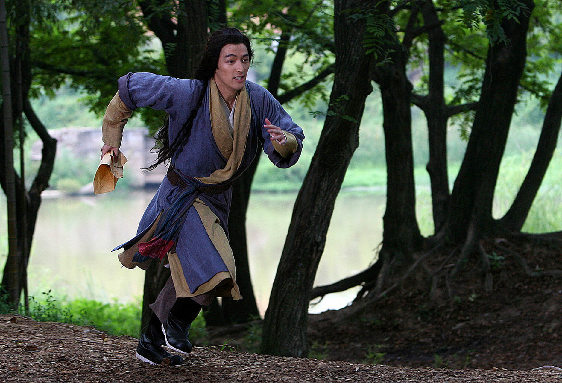 黄蓉遇见了郭靖:"靖哥哥,我们去桃花岛吧,隐居桃花