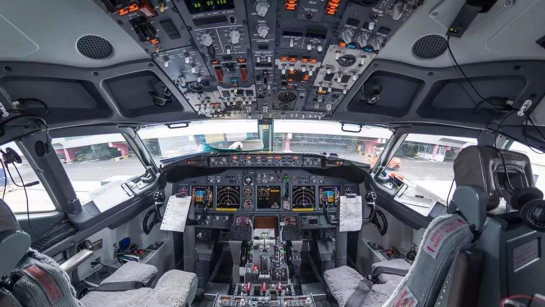 全球首架波音747-400客机曾差点载客坠毁,出厂前用于测试飞行