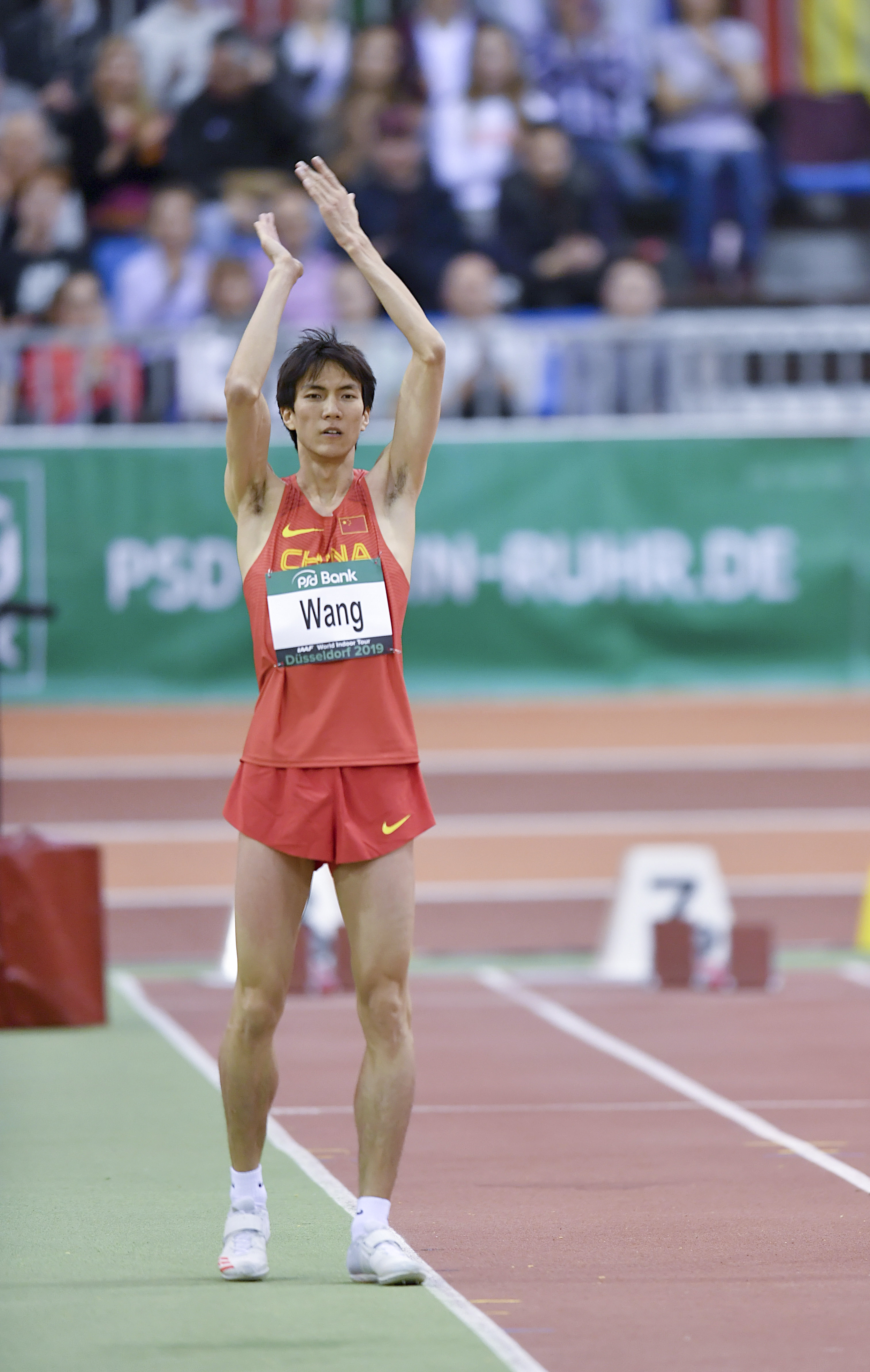 田径——杜塞尔多夫室内赛:王宇夺得男子跳高亚军