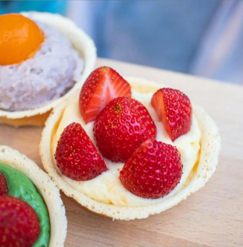 草莓甜品再一次让我知道好吃的定义!