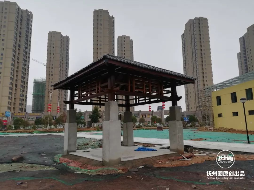 钻石广场作为新城核心区广场之一