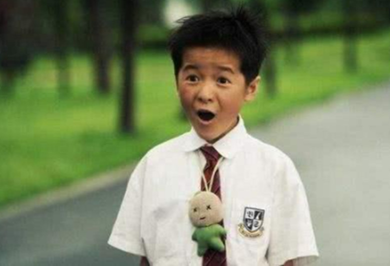 周星驰看人真准,这4个电影里出演过的小女孩,长大之后美极了!