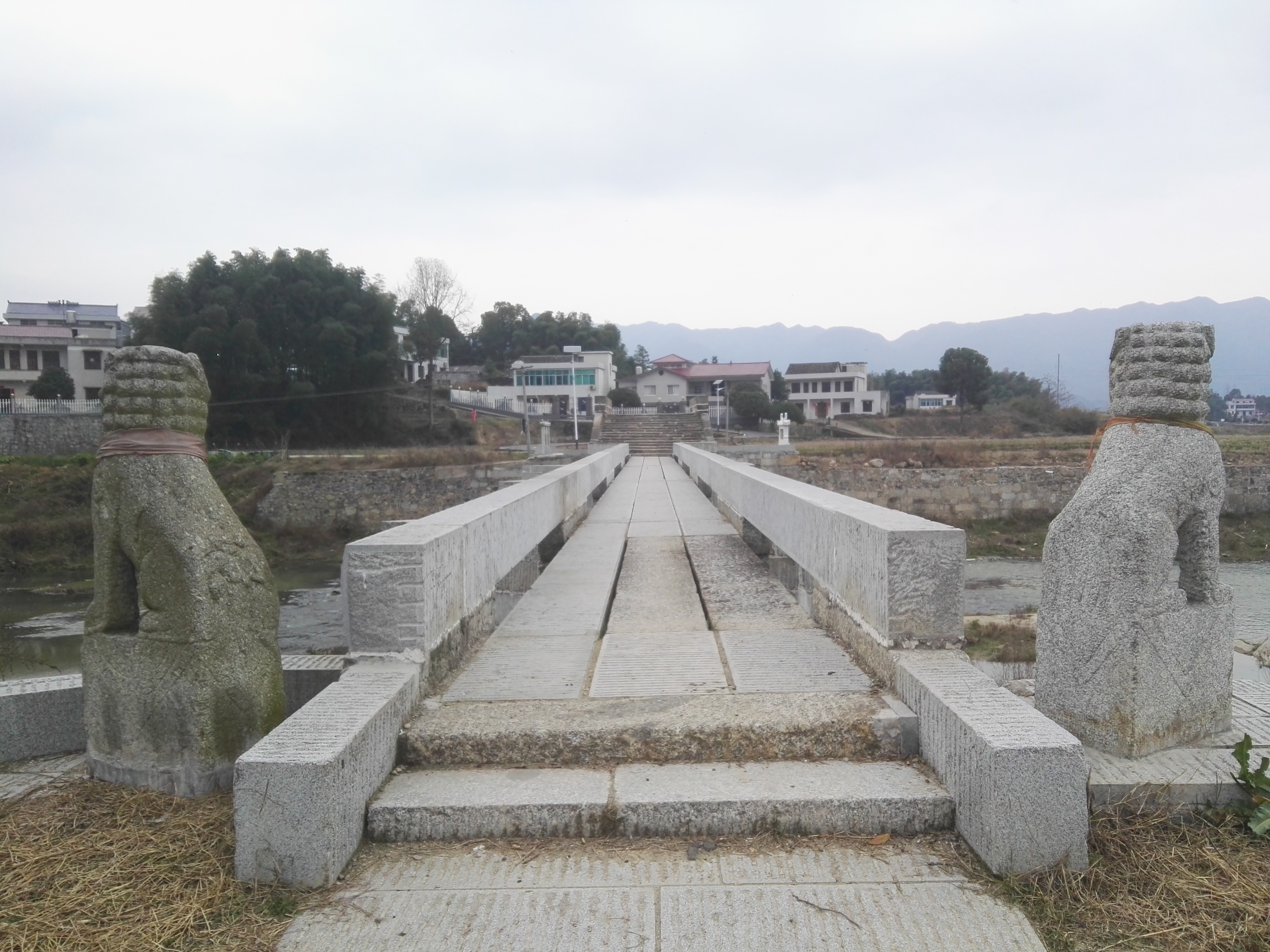 湖南宁乡巷子口镇一石桥 始建于300年前 却遭洪水毁坏 如今重修!