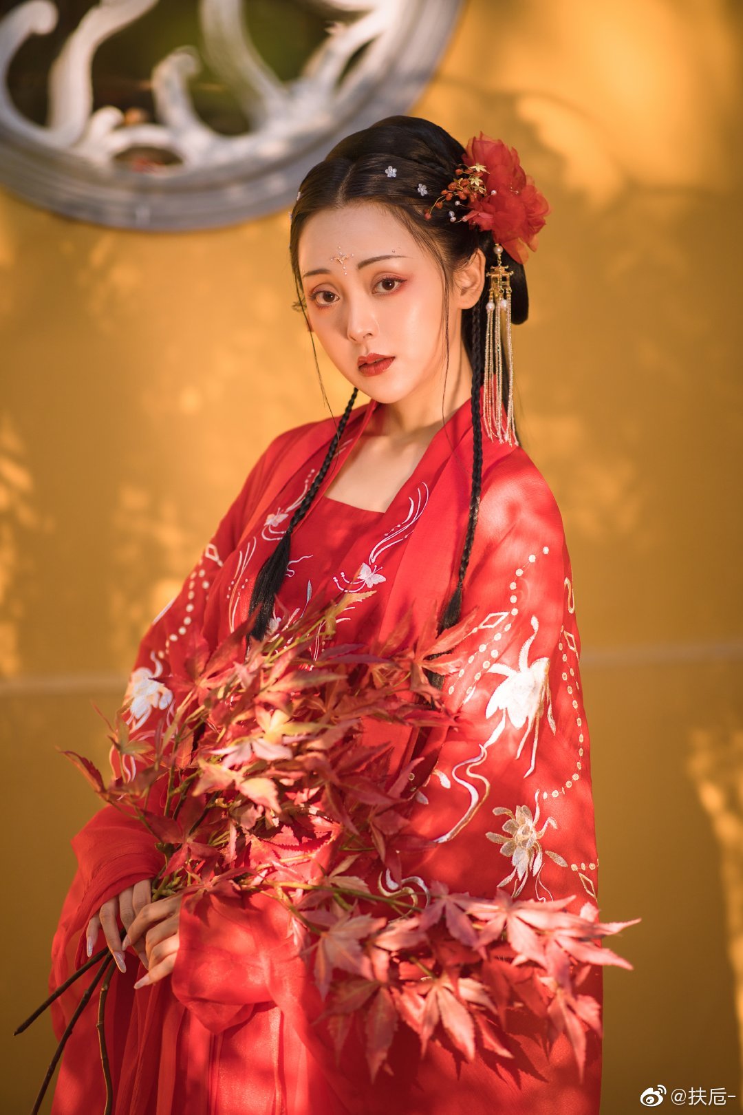 古风汉服小仙女,如火纯情一般的美人啊!