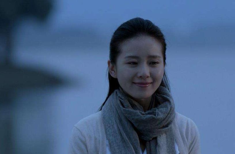 看完《前任3》走出电影院跟身旁的人说:我们再去看下一场喜剧吧