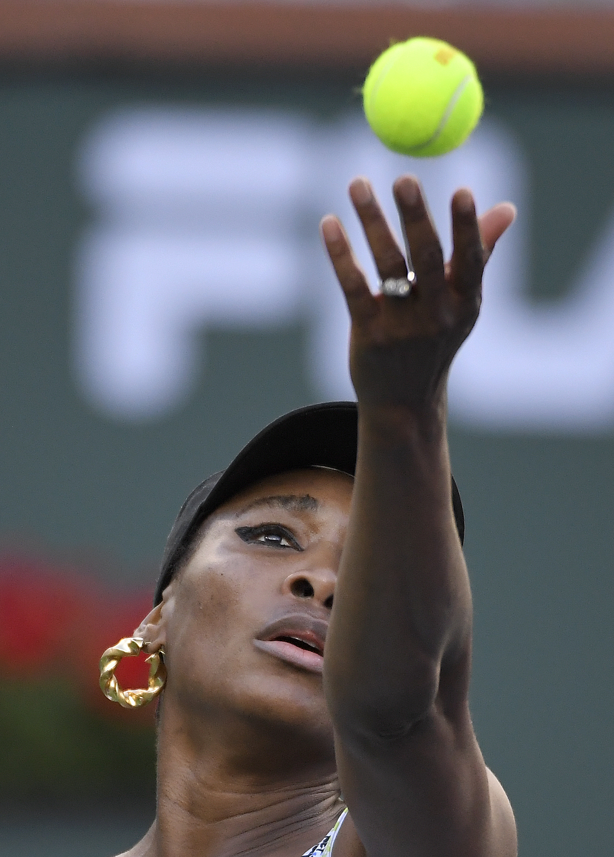 网球——巴黎银行公开赛:大威晋级半决赛(10)