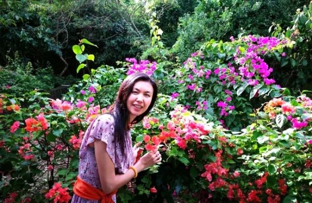 丑故事 | 你是我的北极光——盲人模特蕾蕾的爱情奇迹