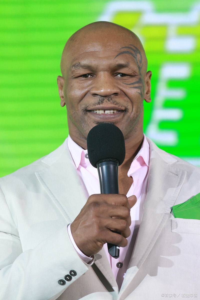 传奇回归!泰森57岁复出打拳,打破世界纪录!